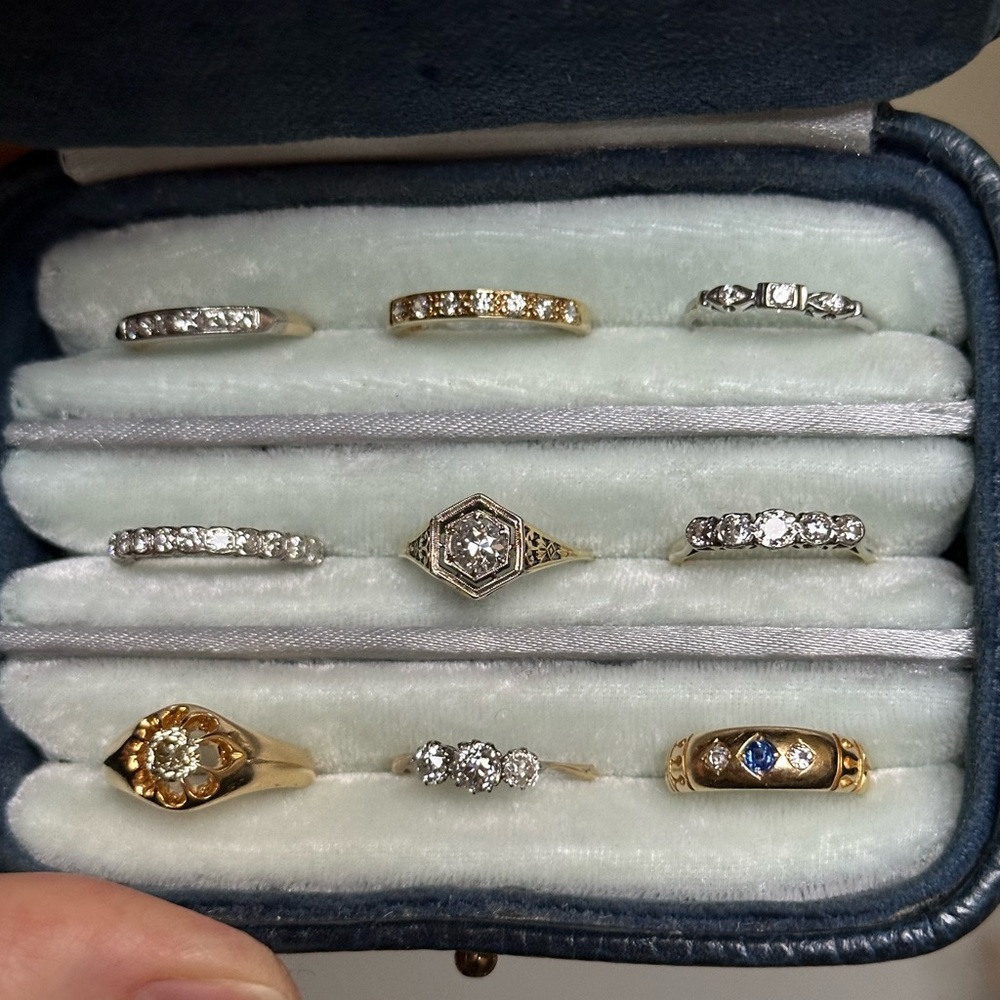 Antique 18K Gold Diamond Rings - Picture 6 of 11